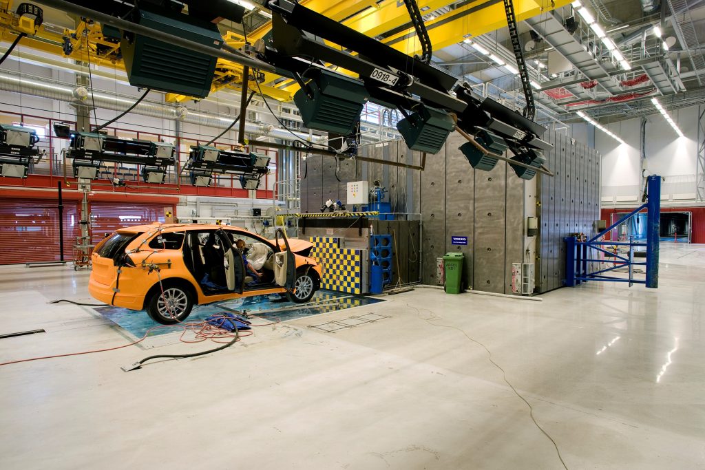 15293 Volvo Cars Safety Centre